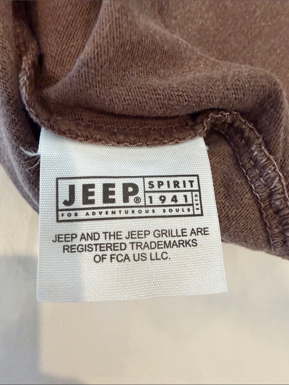 Abercrombie & Fitch Brown Jeep Logo Short Sleeve Tee - Picture 5 of 6